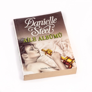73. Danielle Steel Aile Albümü
